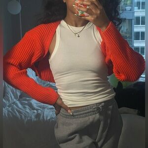 SOLD H&M Red cropped cardigan